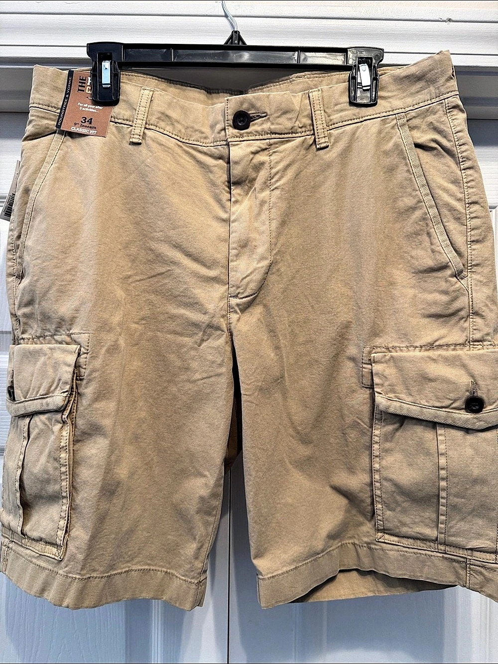 Roundtree & Yorke Classic Fit Cargo Shorts Cargo Shorts in Beige Waist 34 NWT